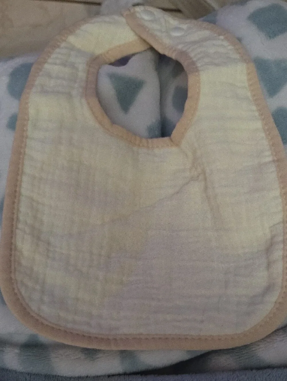 Bib Yellow Lemon Print Baby Bib - Unbranded NWOT